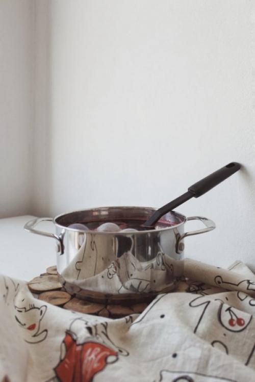 Лови лайфках. Чай каркаде поможет сделать красивые крашенки. 04