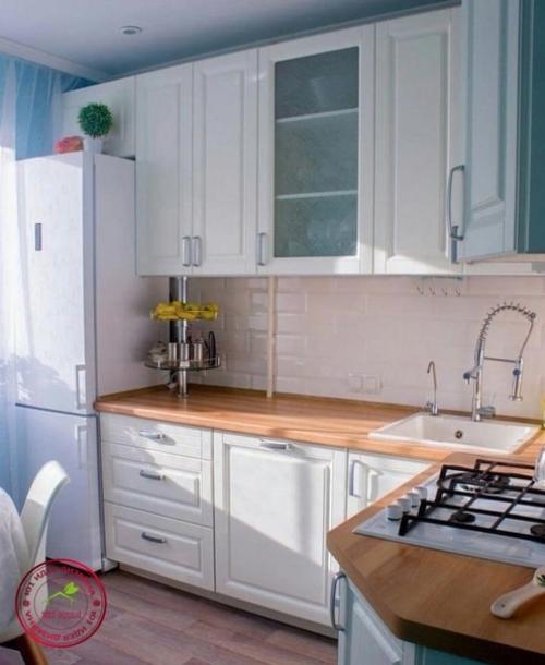 Яркие акценты на кухне несомненно создают весеннее настроение и конечно уют. 02