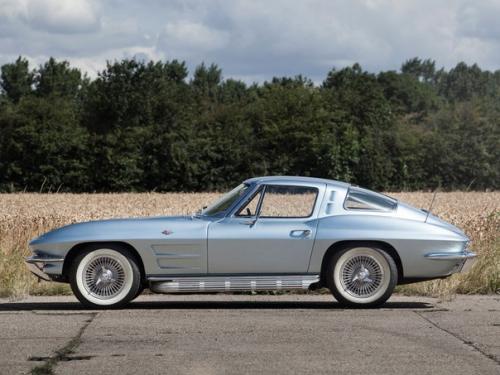 1963 Chevrolet Corvette C2 Sting Ray. 02