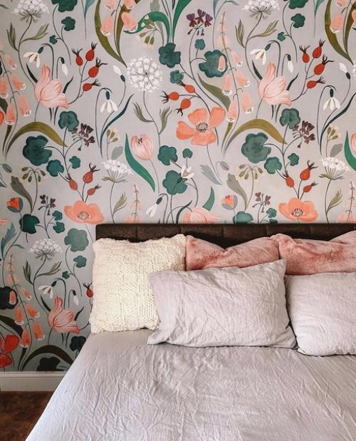 Обои с цветочным узором в интерьере - это: 04
