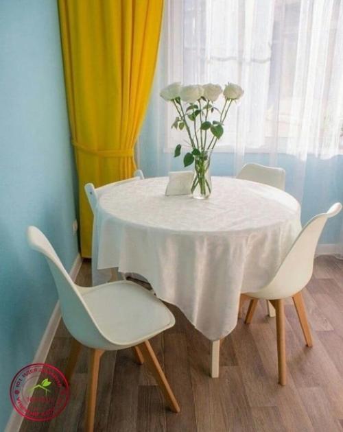 Яркие акценты на кухне несомненно создают весеннее настроение и конечно уют. 01