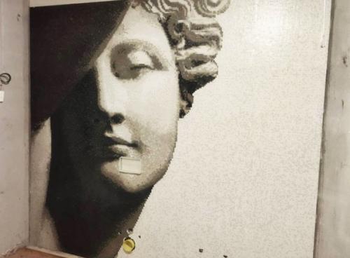 Античные персонажи на мозаичных панно пользуются большой популярностью среди дизайнеров интерьера. 02