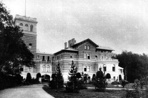 В Петергофе восстановят нижнюю дачу Николая II. 06