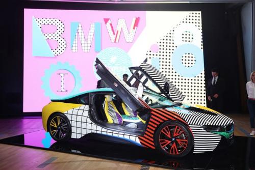 Гибрид BMW i8 и электрокар i3 расцветились в новой версии. 02 Гибрид BMW i8 и электрокар i3 расцветились в новой версии. 02