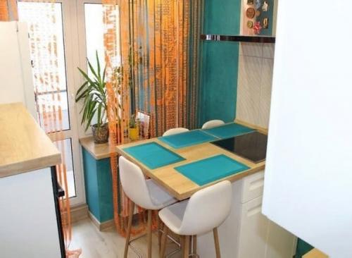 В нашей семье кухня - самое посещаемое место в доме, где любит собираться вся семья. 01