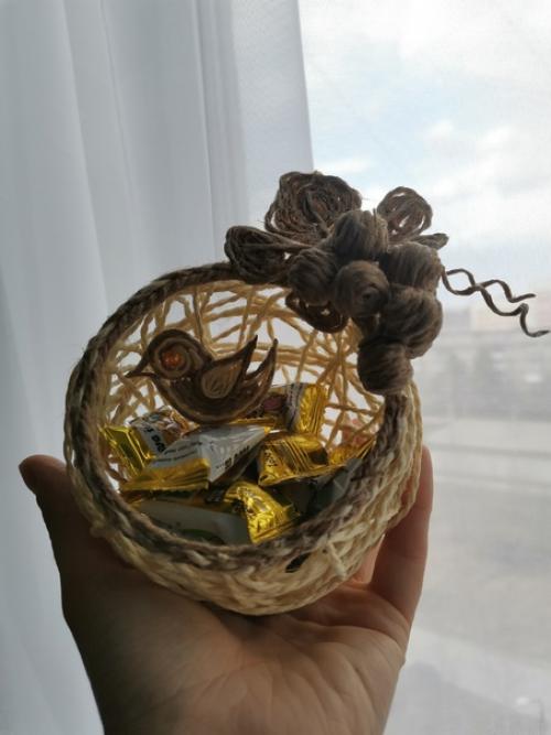 В процессе создания новой куклы появились лишние детили. 01