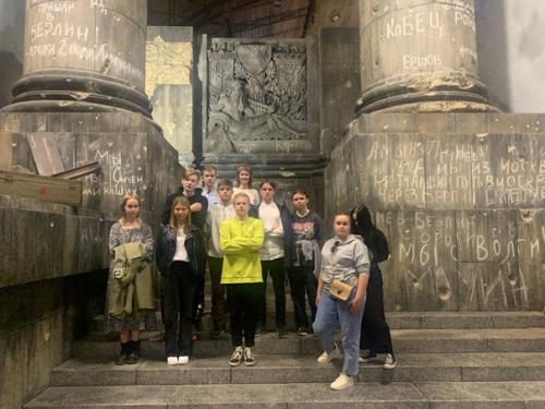 Учебный год движется к своему завершению, и так хочется, чтобы точка, поставленная в конце, действительно была емкой и значимой. 09