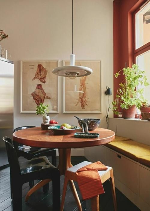 Обновите декор дома, добавив больше цвета и узоров с помощью перекраски стен и поклейки обоев, которые быстро поменяют ощущение всей комнаты. 01