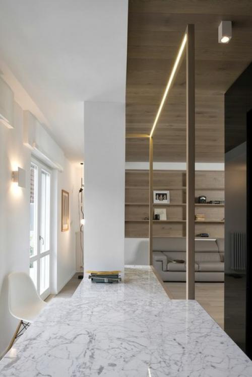 Черный куб в центре светлой квартиры. 04