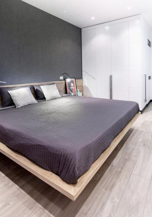 Интерьер создан для молодого мужчины, увлекающегося экстремальными видами спорта. 05