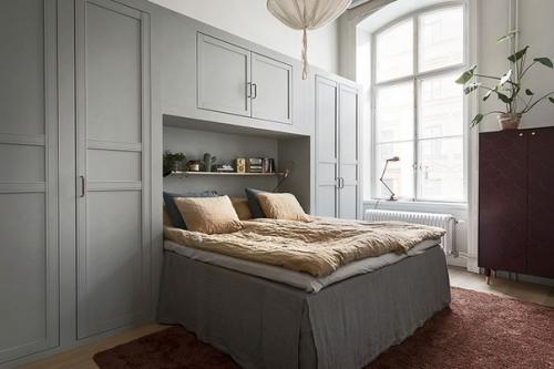 Спальня - это такое место, куда посторонним нет дороги. 02