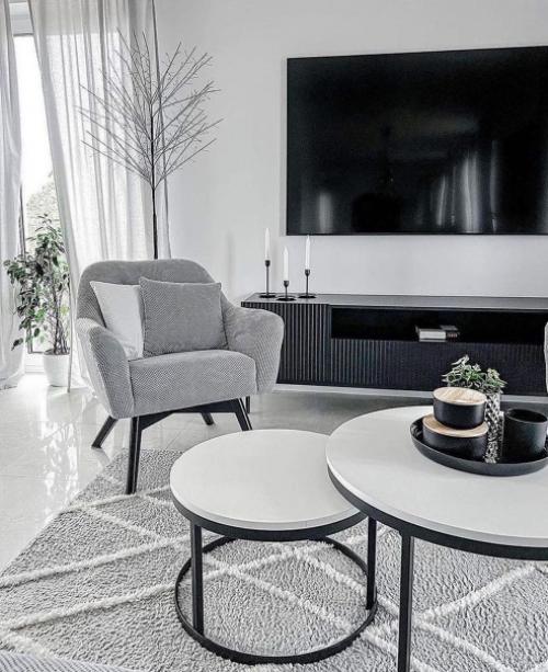 Загородный дом в современном стиле с нейтральным интерьером. 02