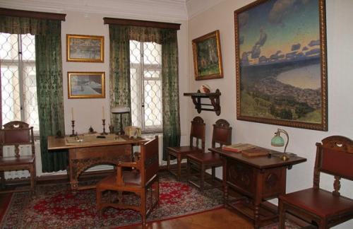 Я тебя в МУЗЕЙ поведу. 01