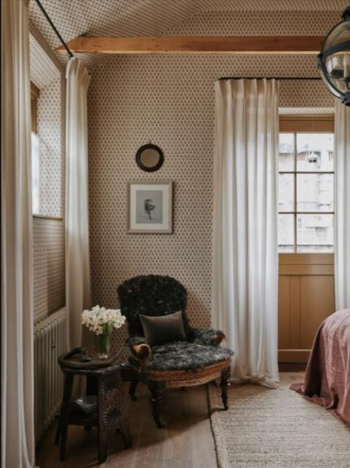 Как в ДЕРЕВНЕ. Это Очень Спокойное Место, - говорит директор по недвижимости Лиза филлипс о своём доме в хакни (один из районов Лондона. 06