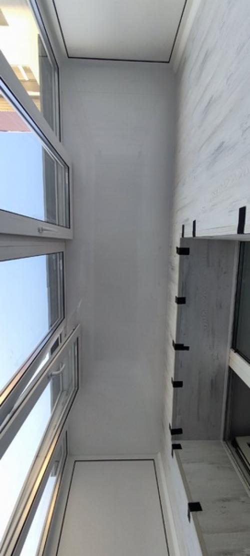 Теплый и уютный балкон: идеи для внутренней отделки. 05