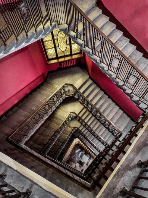 Для меня пока это самые красивые лестницы москвы! 01