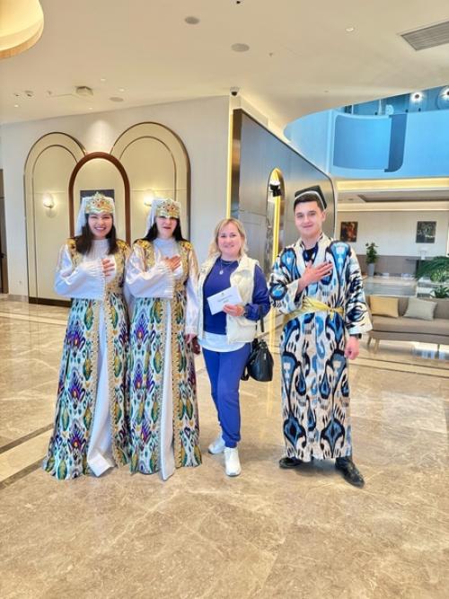 Ровно месяц назад, 2 апреля, мы прибыли в Самарканд. 01