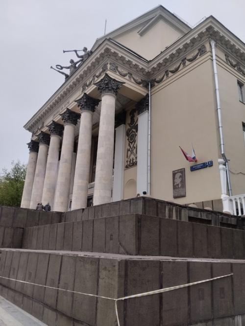 Маленькая перезагрузка без плановых встреч, но со спонтанными событиями, дает подпитку для дальнейшей работы. 02