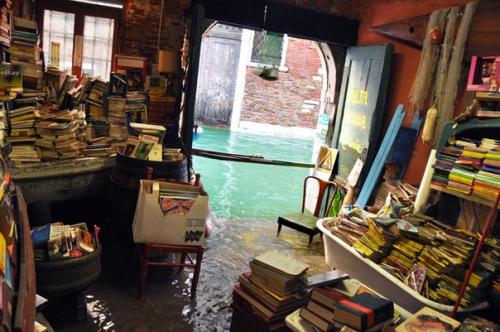 Libreria Acqua Alta или книжная лавка с душой. 06