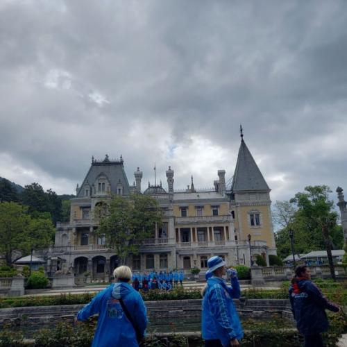 На днях ребята массандровский дворец посетили. 02