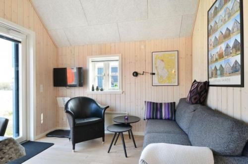 Идеальная дача для семейного отдыха, или превращение рыбацкого сарая 35 м в летний дом. 03