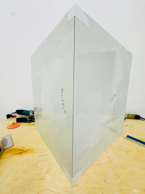 Заусовка керамогранита играет ключевую роль в эстетичном оформлении внешних углов при ремонте. 04