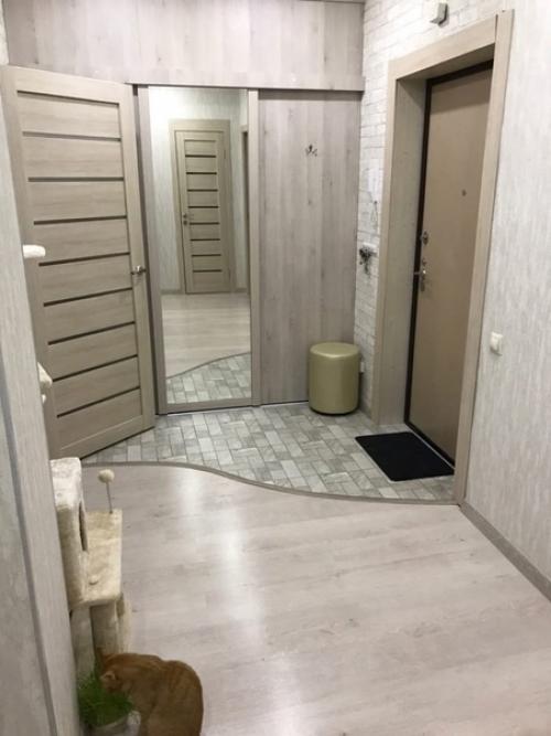 Простой и приятный ремонт всей квартиры с синими акцентами, которые удачно применены в каждой комнате. 04