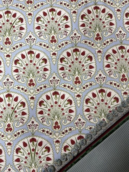 Нашу коллекцию набивных тканей пополнил новый дизайн. 07