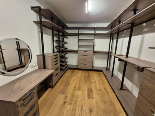 Гардеробная система Modus - современное решение для организации любого пространства. 01