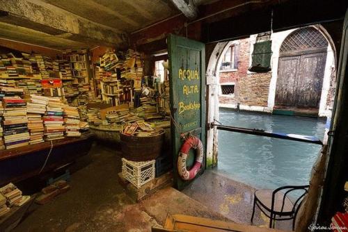 Libreria Acqua Alta или книжная лавка с душой. 07
