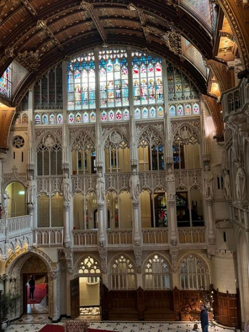 Самый крупный замок в Нидерландах Kasteel de Haar обязан своему существованию в нынешнем виде трём людям. 05