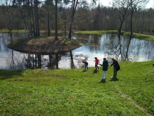 Зачем куда-то ездить? 02