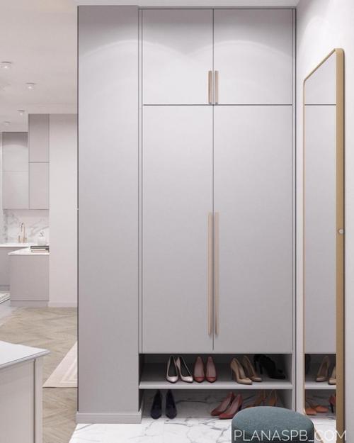 Объединенное общее пространство кухни, гостиной и прихожей. 06