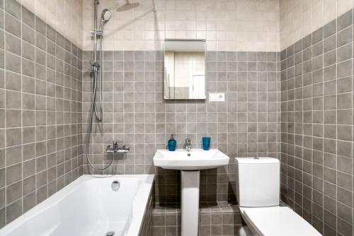 Ванна или душевая кабина? 01