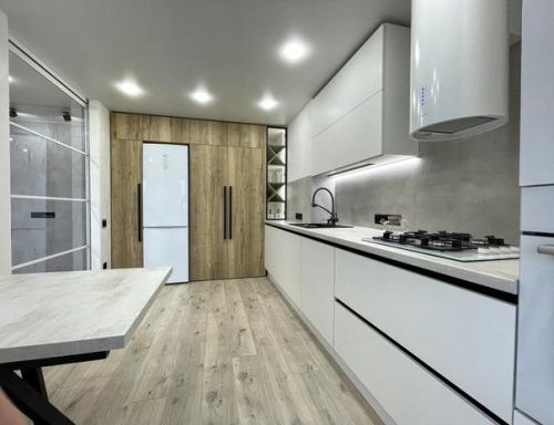 Потому что дома хорошо. 02