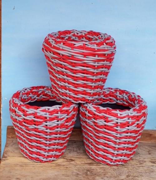 Кашпо из искусственного ротанга - стильное решение для любого интерьера. 02