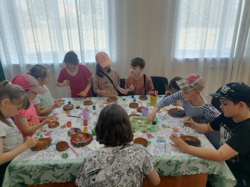 Мастер-класс по изготовлению декоративной подставки из спилов. 03