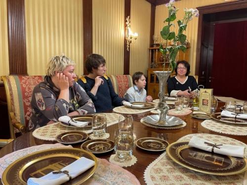 С корабля на бал. 09