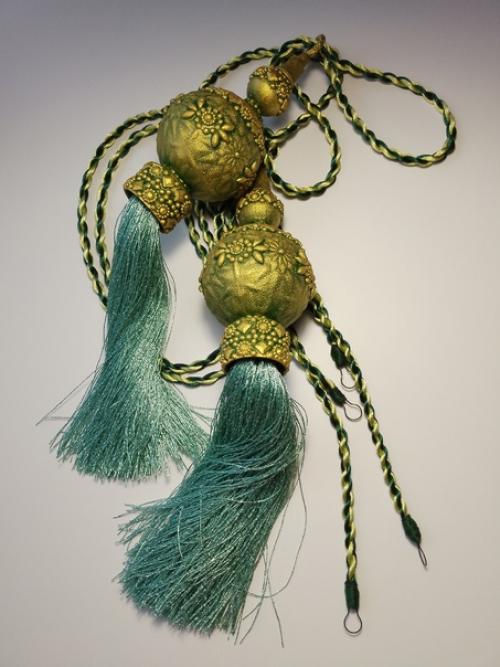 Аксессуары для классических штор, которые одновременно выполняют практическую и функциональную роль. 02