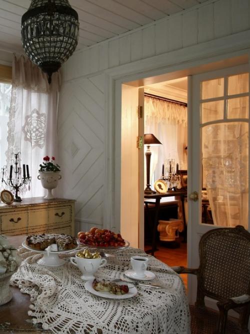 Обаятельная стародачная атмосфера в доме с мезонином. 03