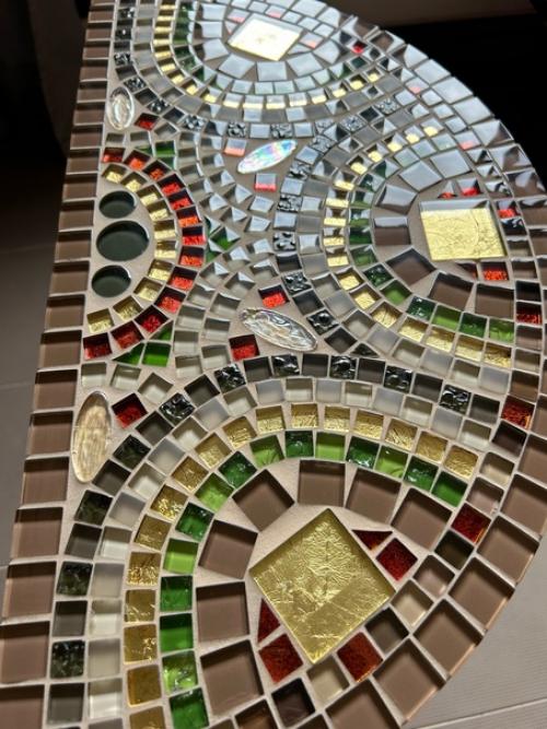 Полукруглая консоль Земляничная Поляна идеальна для прихожей, гостиной, спальни или балкона! 03