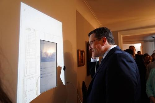 Так праздновали 225-летие со дня рождения Александра Сергеевича - с оркестром, знаменитыми артистами в усадьбе Пушкиных в большом болдино. 03