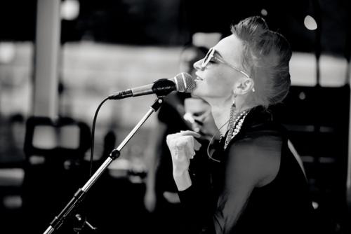 Современная роскошь и эксклюзивная мобильность Mercedes - Benz - теперь и на воде! 01