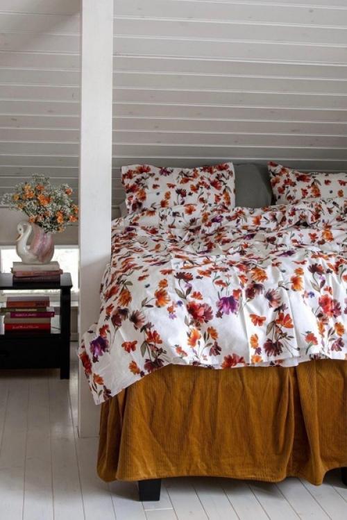 Цветочные узоры на постельном белье не обязательно должны быть старомодными или неряшливыми. 03