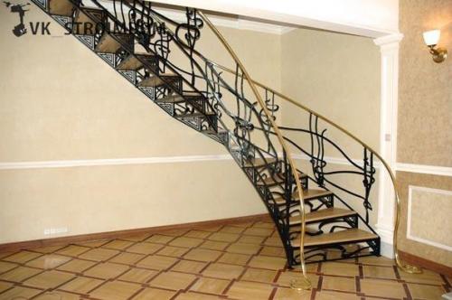 Лестница на мансарду своими руками. 03