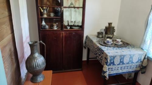 В Пятигорске мы посетили музей - заповедник Домик Лермонтова, вспомнили свои прежние впечатления от этого уникального места. 02