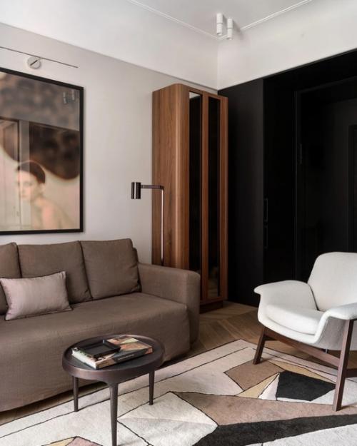 Пока вы присылаете планировки на разбор, я для вас подготовила пост с очень интересной квартирой. 03