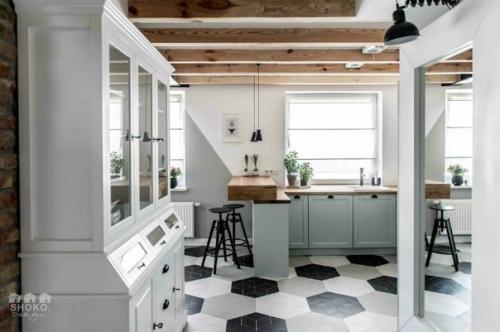 Просторная квартира. С двумя уровнями. 01