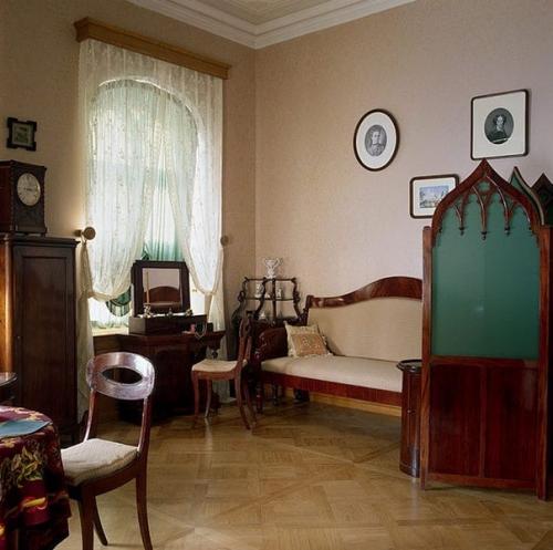 Интерьер. Дом - легенда: фермерский дворец в Петергофе. 07