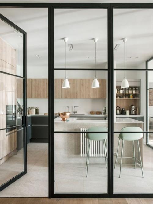 Стеклянные перегородки - отличный способ разбить ваше пространство и даже добавить характер в ваш дом. 08